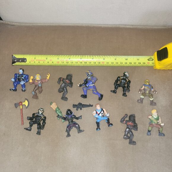 Fortnite Battle Royale Mini Figures 2" Lot - Picture 1 of 13